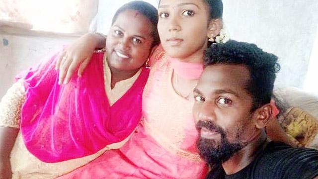 Hot Mallu Wife Aur Saali Ek Sath Fucking Viral